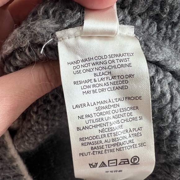 Anthropology long knit sweater - Picture 4 of 5